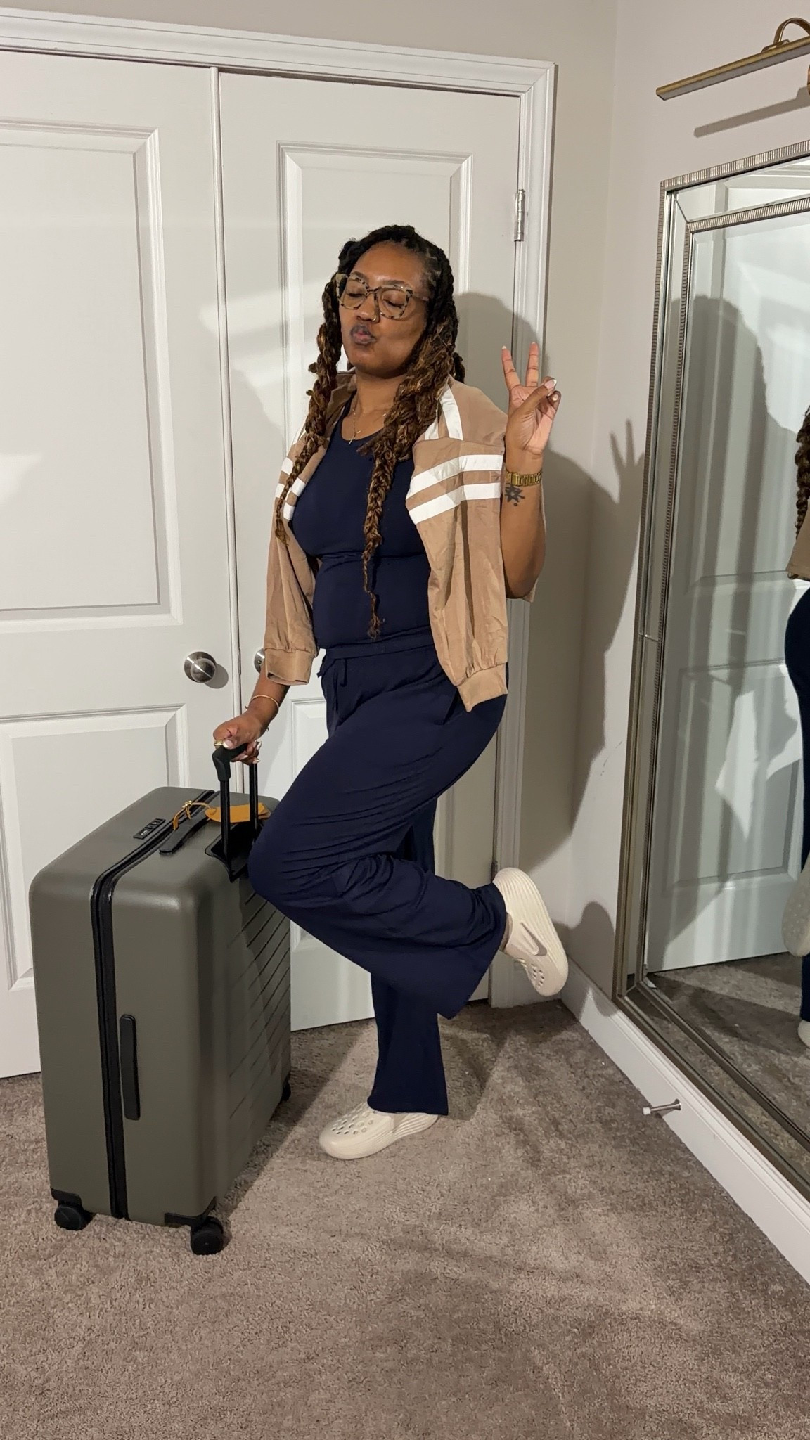 We love a travel day fit! 😆

#LTKootd #LTKMidsize #LTKTall