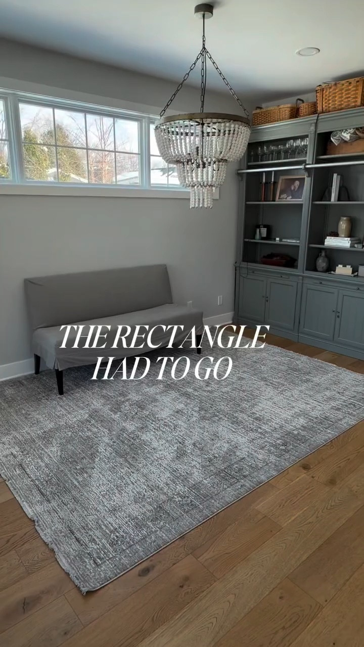 Out with the rectangle… in with the oval.
The soft curves instantly made the whole room feel warmer and more intentional. I didn’t realize how much those sharp corners were boxing the space in until now. This one swap changed everything.

.
.
.
Follow @recommended.by.Rachel for daily home finds!
#jossandmain #wayfair #ovaltable

#LTKhome