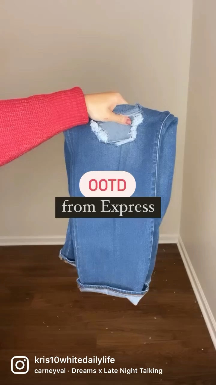 Express outfit from my reel! 50% off today!!

Sweater, Cardigan, jeans, denim, mom jeans 

#LTKsalealert #LTKfit #LTKSeasonal