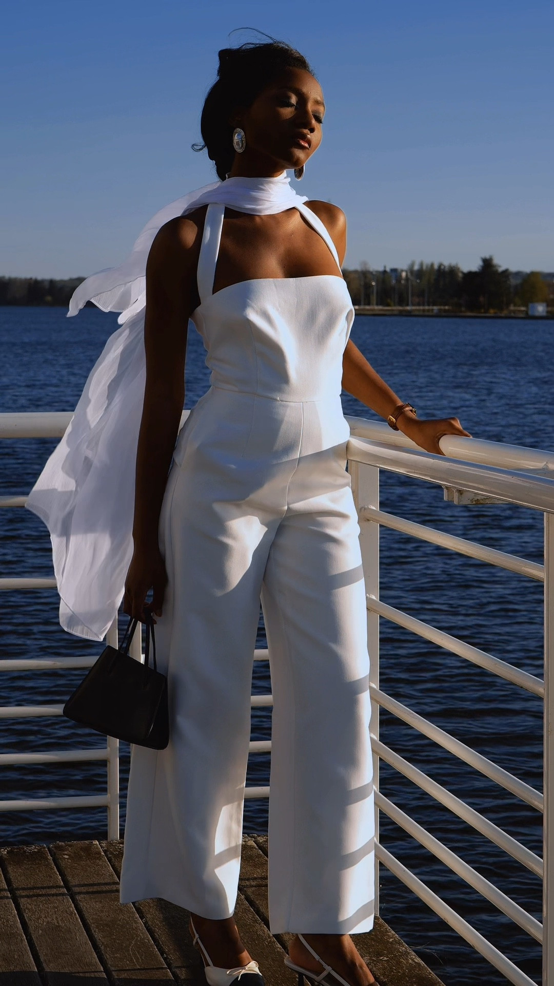 New era #prettylittlething 

#LTKeurope #LTKSeasonal #LTKVideo