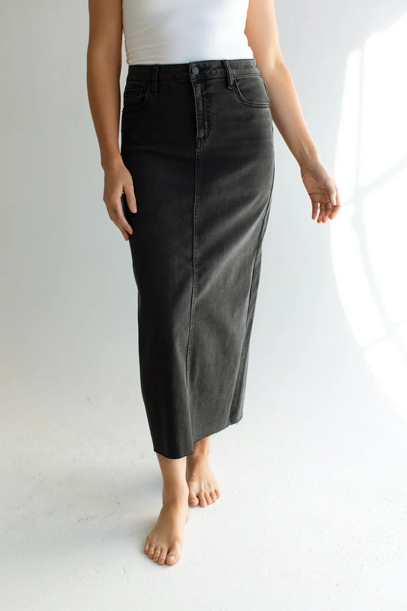 Taylor Vintage Skirt | Carly Jean Los Angeles