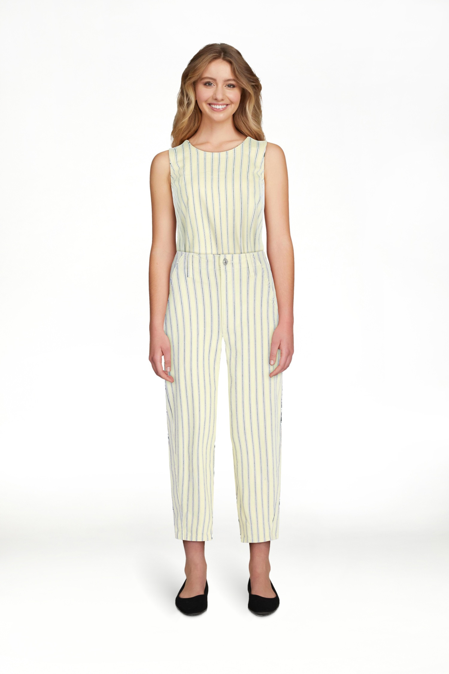 Free Assembly Women's Striped High Rise Cropped Barrel Jeans, 26" Inseam, Sizes 0-16 | Walmart (US)