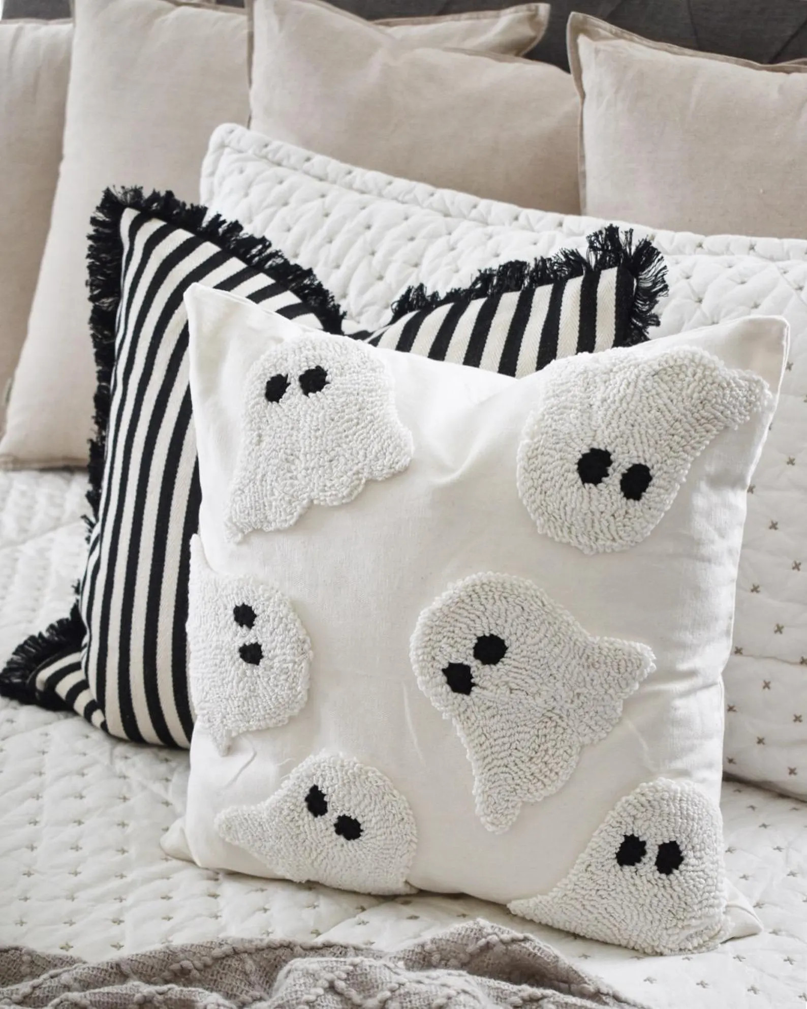 Halloween Pillow, Ghost Pillow, Halloween Decor, Fall Pillow, Fall Decor, Cute Ghost Pillow Cover... | Etsy (US)