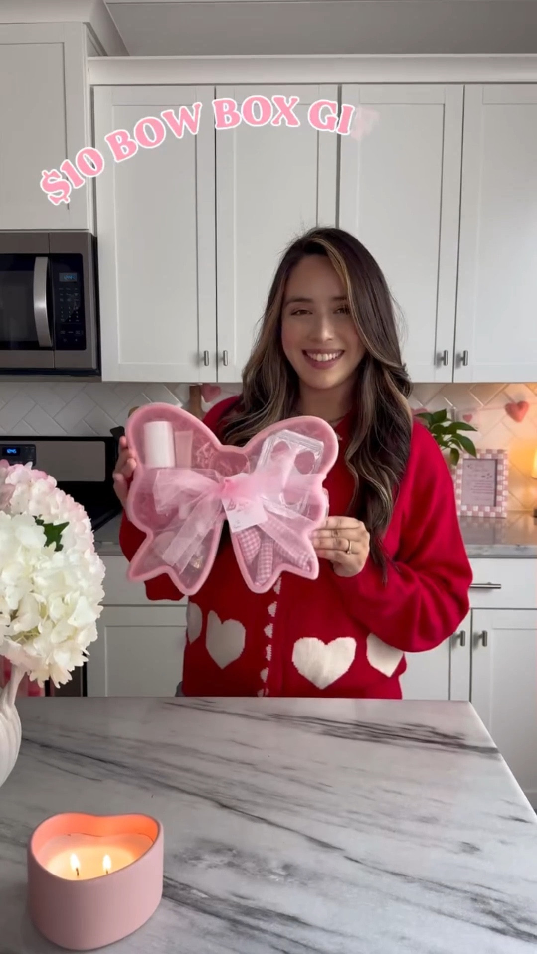 Comment “BOW” and I’ll send you a 🔗🎀✨

They have this adorable bow box and others available 😍 so many ways to gift these. 💕

#valentinesday #giftidea #ltk