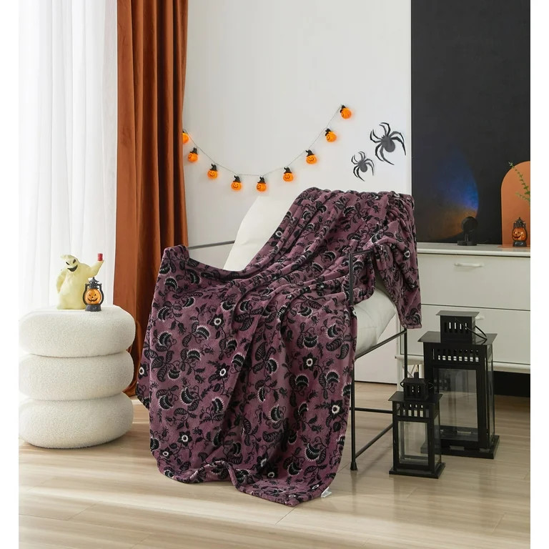 Ways to Celebrate Cozy Plush Venus Fly Print Throw Blanket 50"x 60", All Ages | Walmart (US)