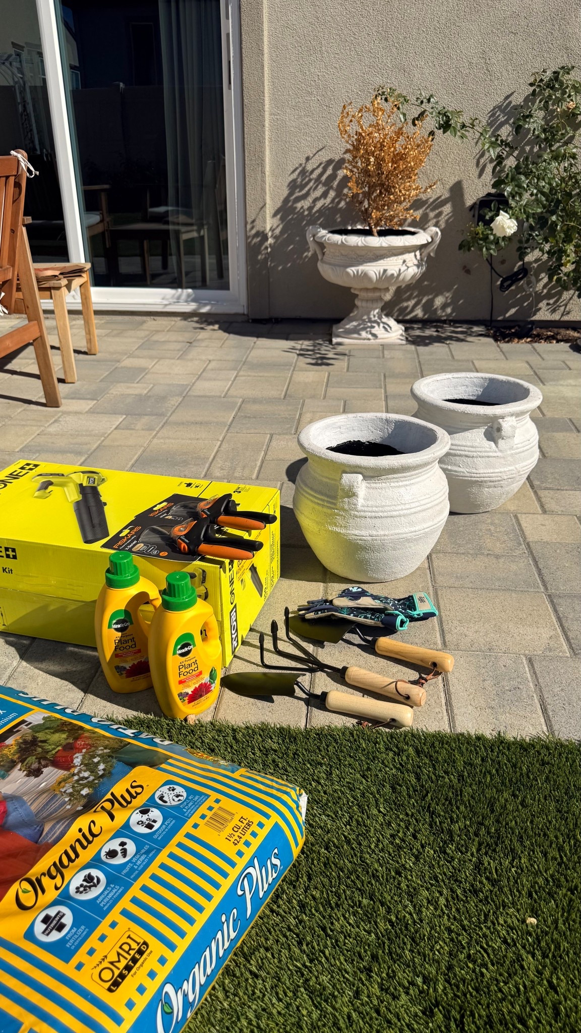 Gardening Season 🌿

#LTKselfcare #LTKHome #LTKSeasonal