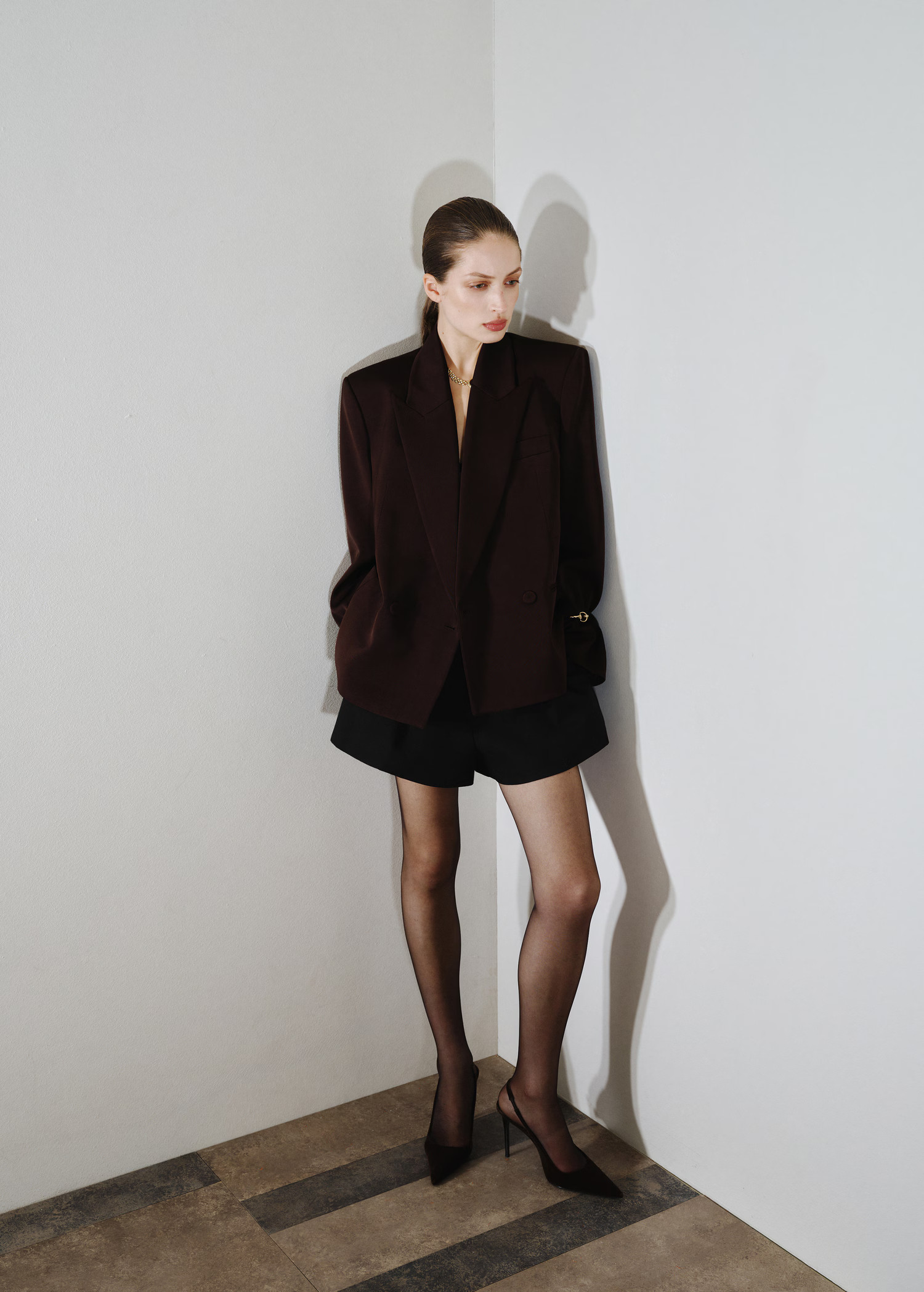 Bundfaltenshorts mit hoher Taille - Damen | MANGO Österreich | Mango EU