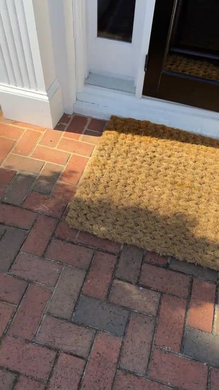 Our Serena and Lily doormat is on sale! I love that this comes in multiple sizes. 

#LTKhome #LTKSeasonal #LTKVideo