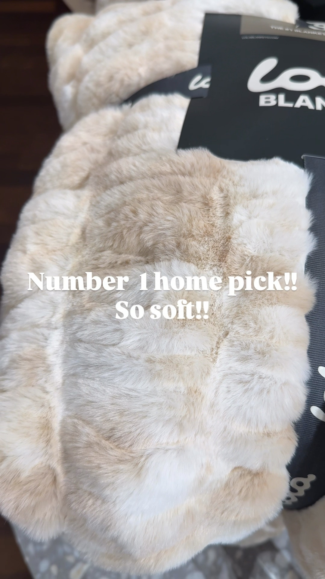 World’s softest blanket on sale!
Nordstrom Anniversary Sale

#LTKSaleAlert