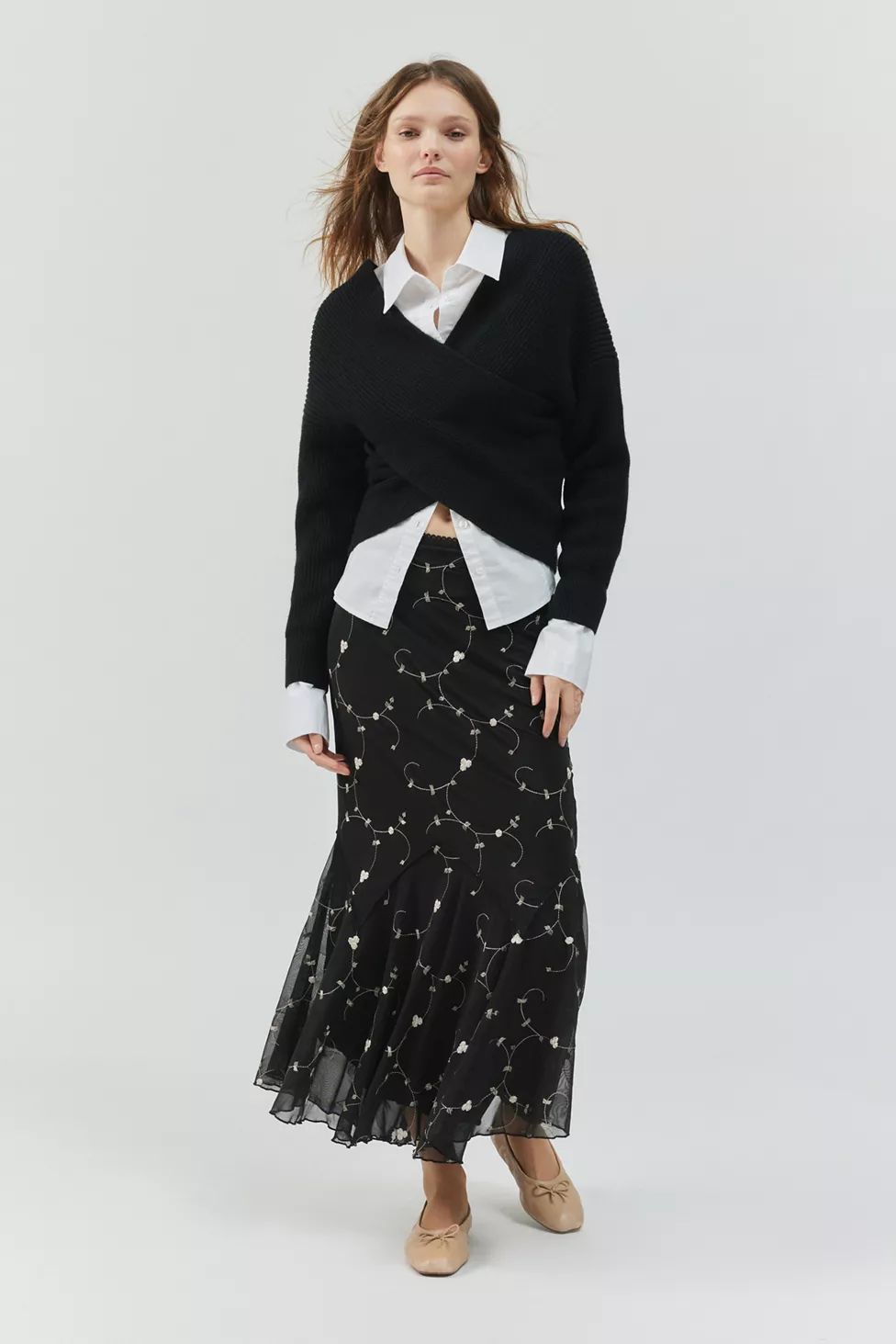 Kimchi Blue Nanette Embroidered Maxi Skirt | Urban Outfitters (US and RoW)