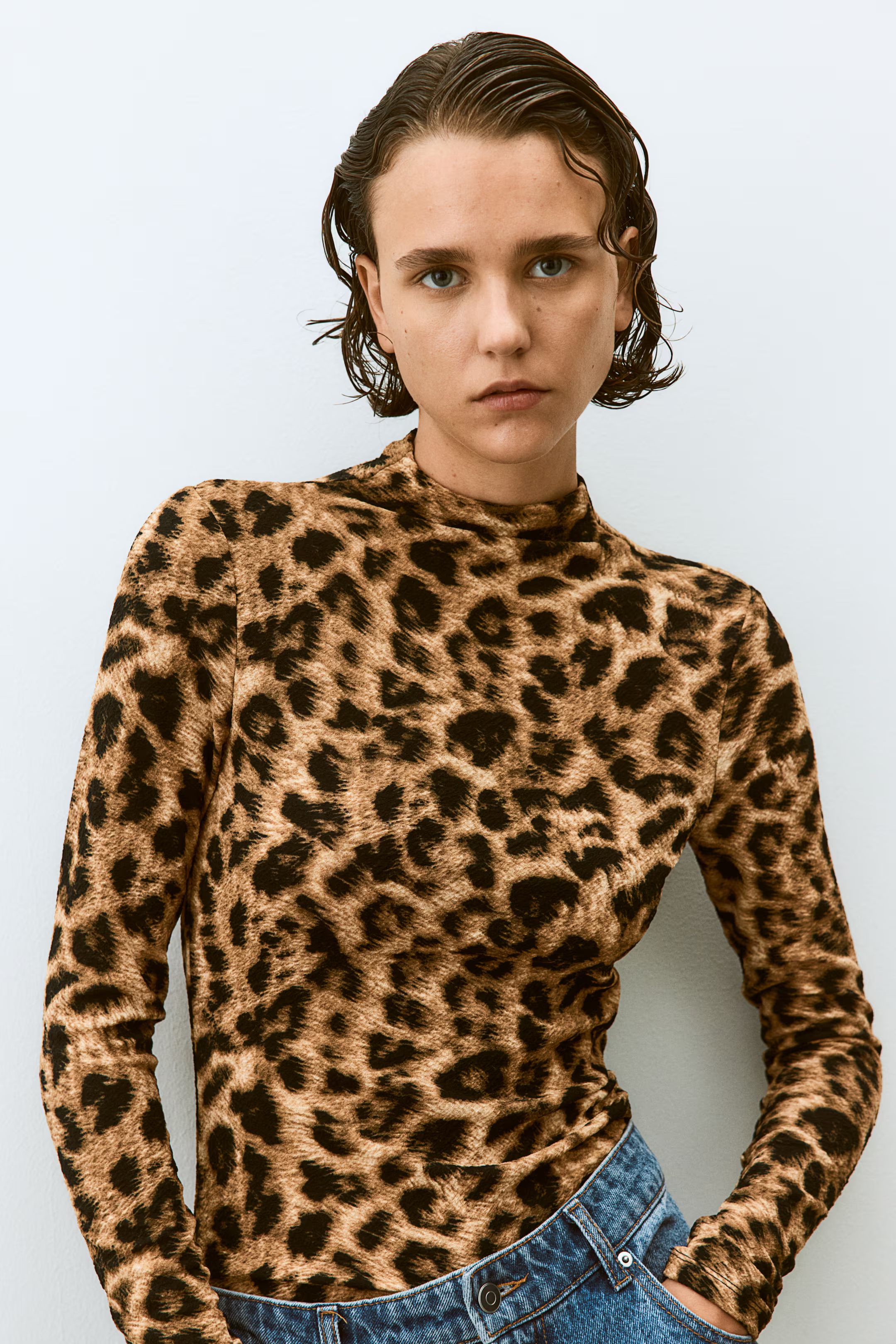 Mock Turtleneck Top - Turtleneck - Long sleeve - Beige/Leopard print - Ladies | H&M US | H&M (US + CA)