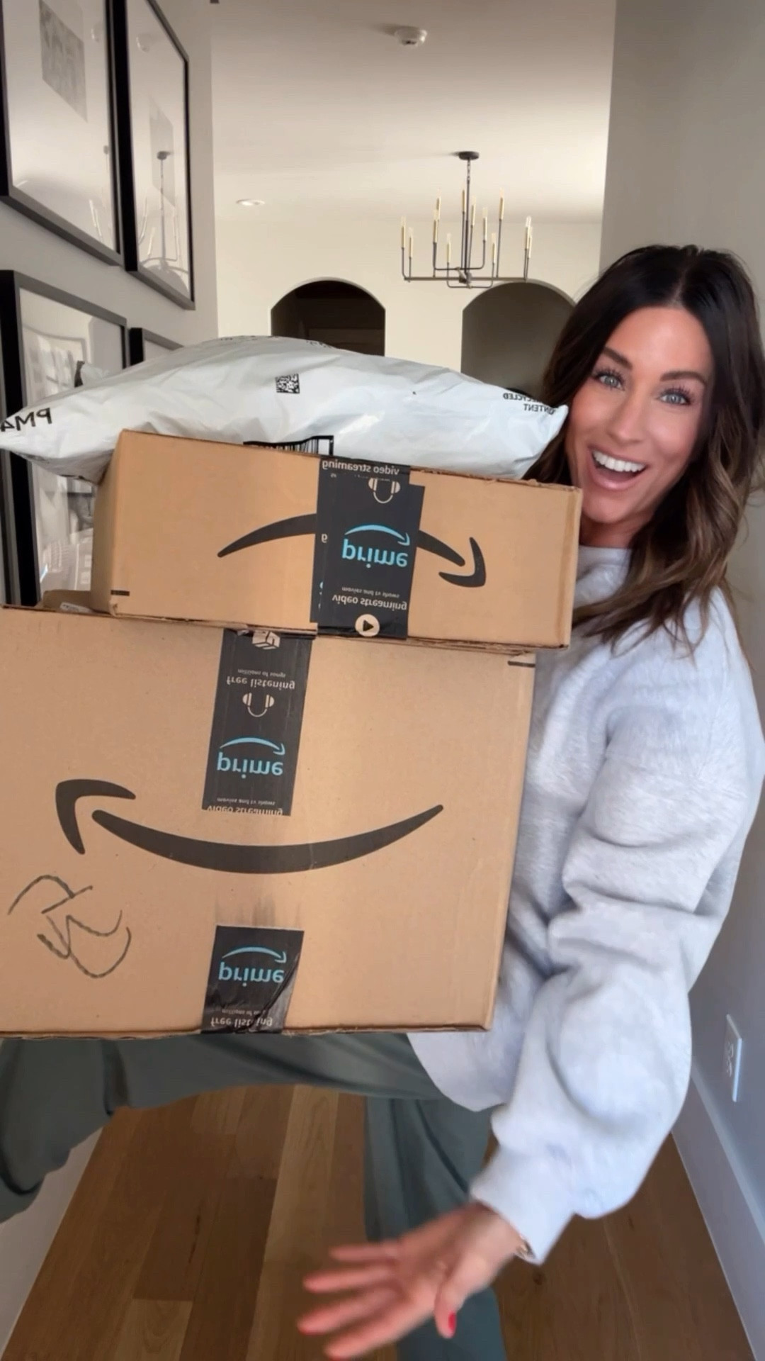 >>Free People Lookalike Dress = If between sizes, go down. Room-y and the top has a lot of stretch. 
>>Striped Button Down = True to size, but can always go up for a more room-y fit. I also linked some similar options! 
>>Black Maxi Dress = True to size, but if you’re between sizes I think you could go down. So many pretty color options!!😍 
>>Ruffle Sleeve Sweater Top = Because it’s slightly cropped, I would go up one (wearing small). 
>>White Maxi Skirt = If between sizes, go up. Wearing small. Lots of color options in this!
>>Brown Mockneck Sweater = True to size, but if you’re between sizes, you could go down. I have and love the striped version of this! 



#LTKfindsunder50 #LTKstyletip #LTKSeasonal