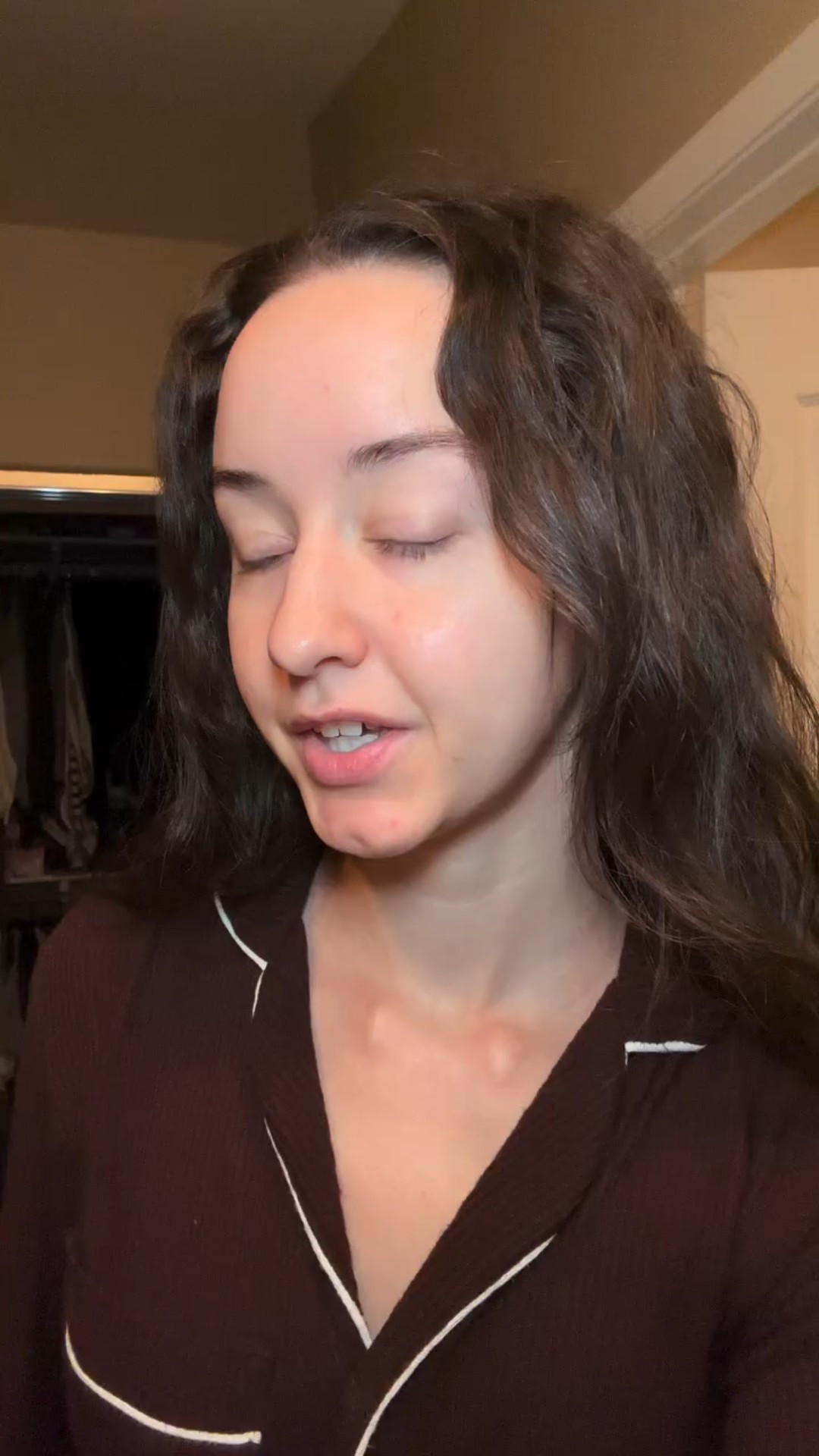 Morning Skincare Routine 🫧 I always get questions on what is my skincare routine and why do I use each step so here’s a brief breakdown of why I use each product! 

Comment which product is your non negotiable in your routine 🤗 I’m curious! 

#morningskincare #yourestybestie #skincare

#LTKgrwm #LTKselfcare #LTKmorningroutine