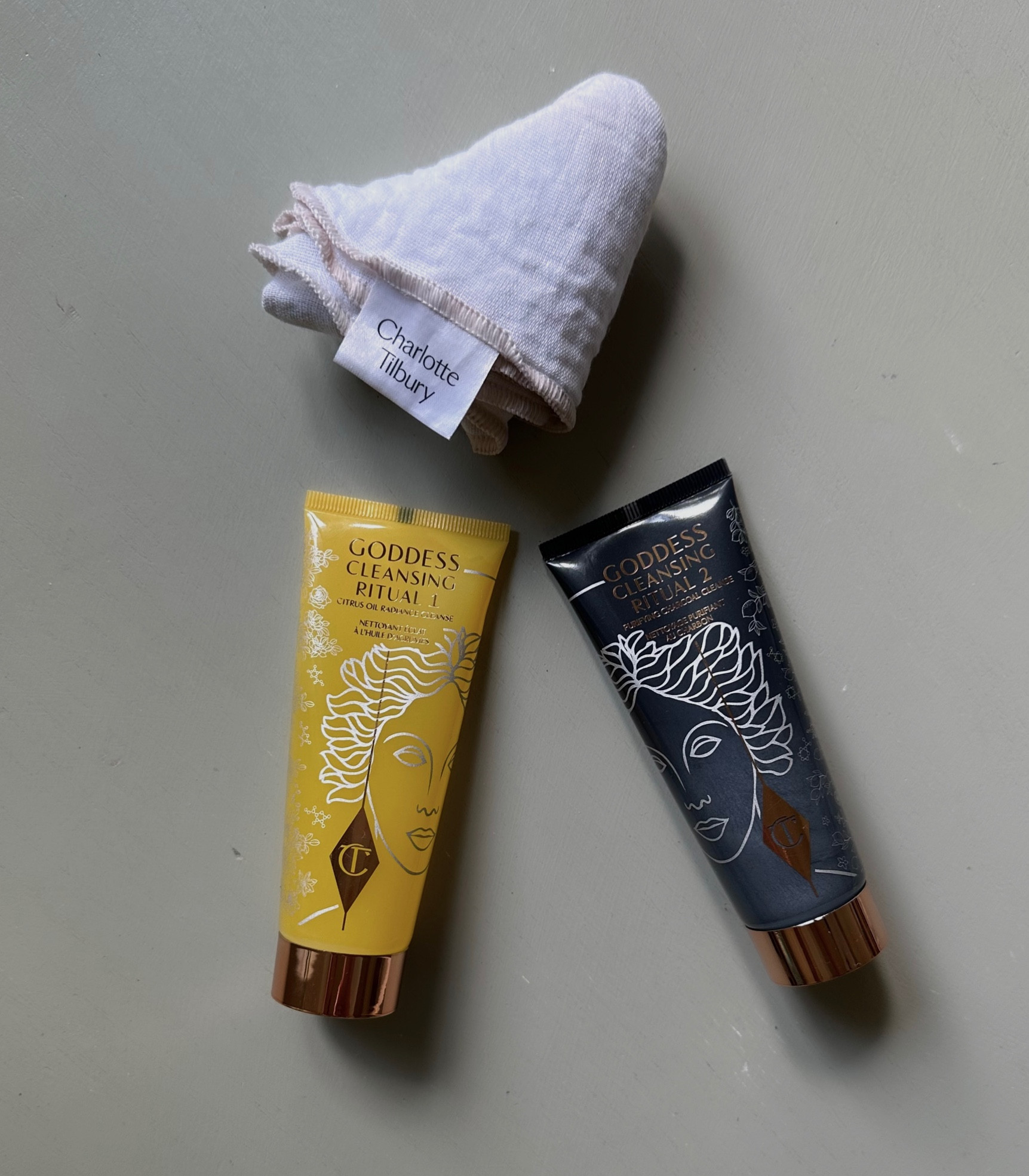 Makeup remover and more! This Goddess Cleansing Ritual set will make you feel refreshed and rejuvenated. 


Beauty, cleanse, skincare



#LTKbeauty #LTKstyletip #LTKSeasonal