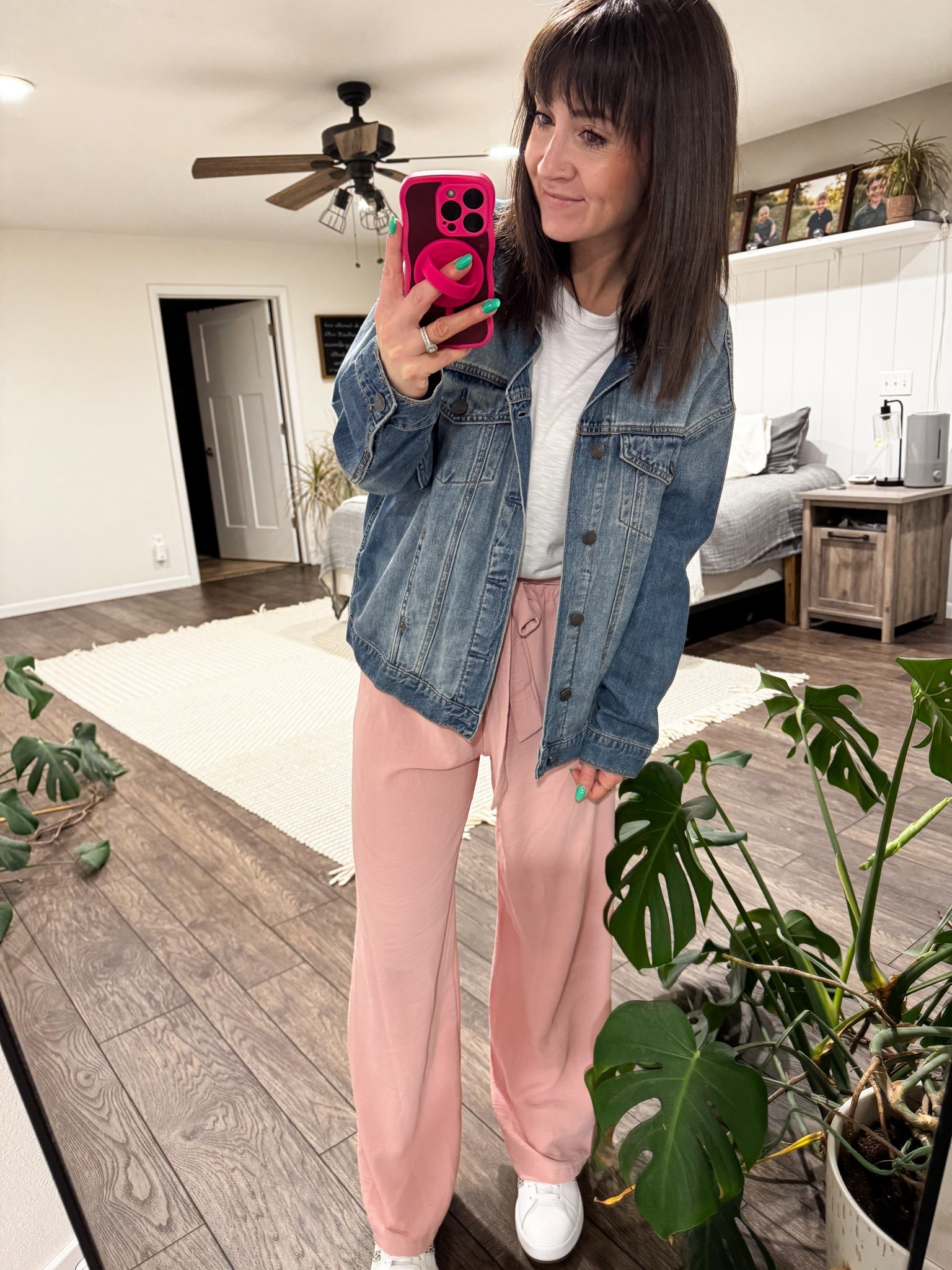 Bringing all the spring vibes out 🩷🩷

Pants: small 
Shirt: small 
Jean jacket: small 

#LTKU #LTKootd #LTKmomlife