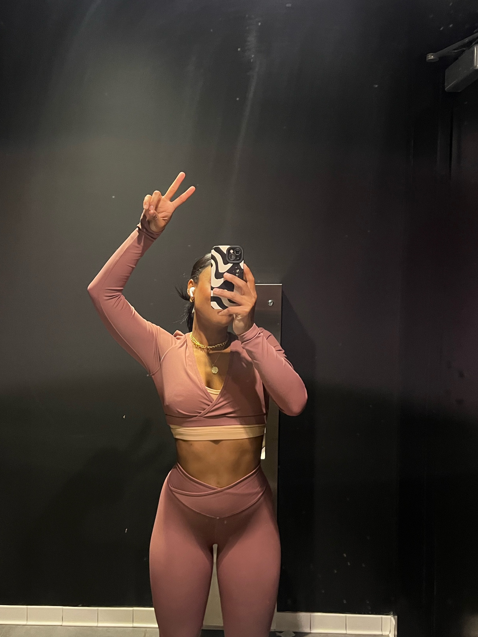 The set to make you feel UNTOUCHABLE 🎀💗

#LTKfitness #LTKfindsunder50 #LTKstyletip