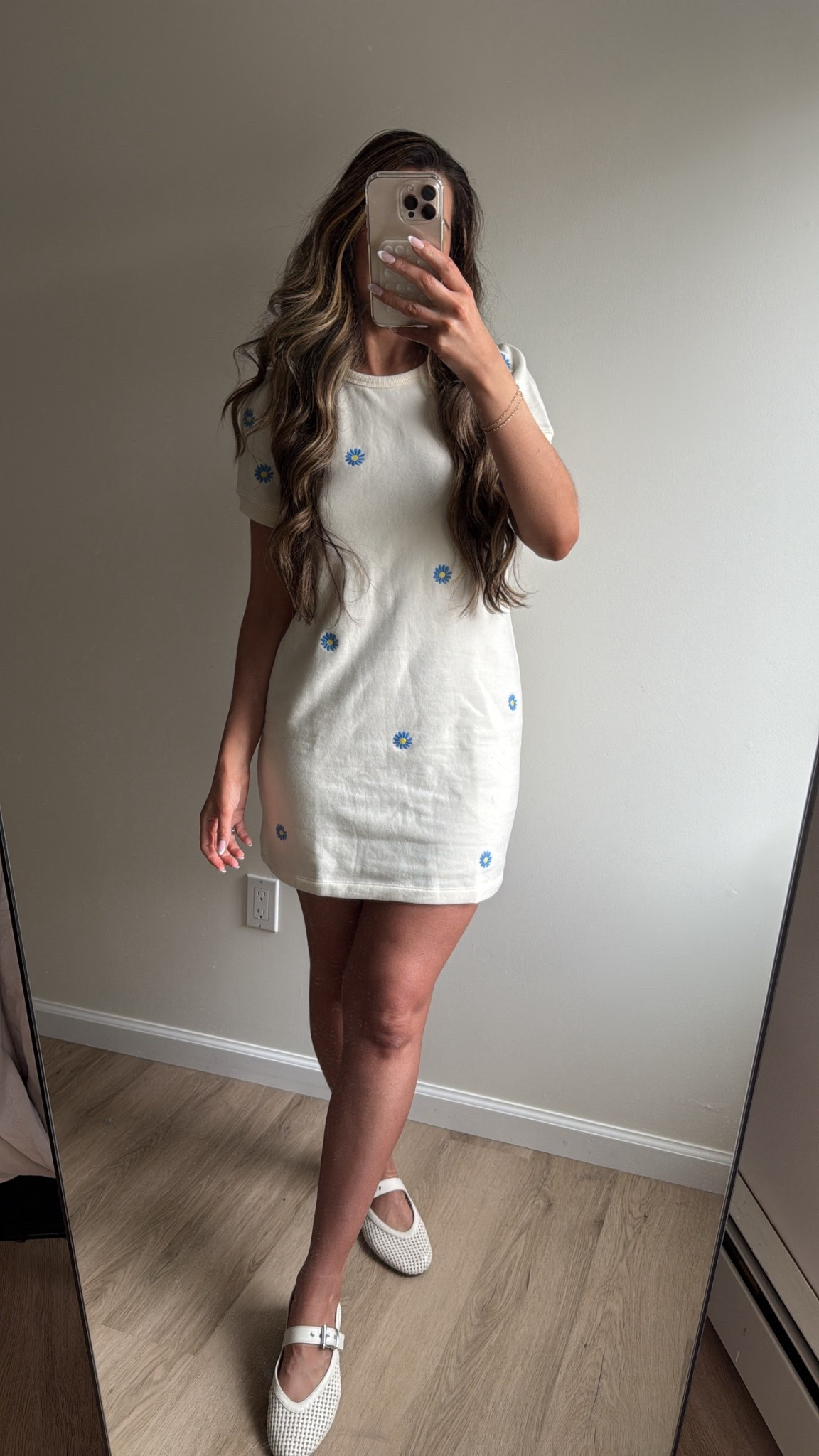 fits tts, wearing small. So soft! 

#LTKootd #LTKdayinmylife #LTKgrwm