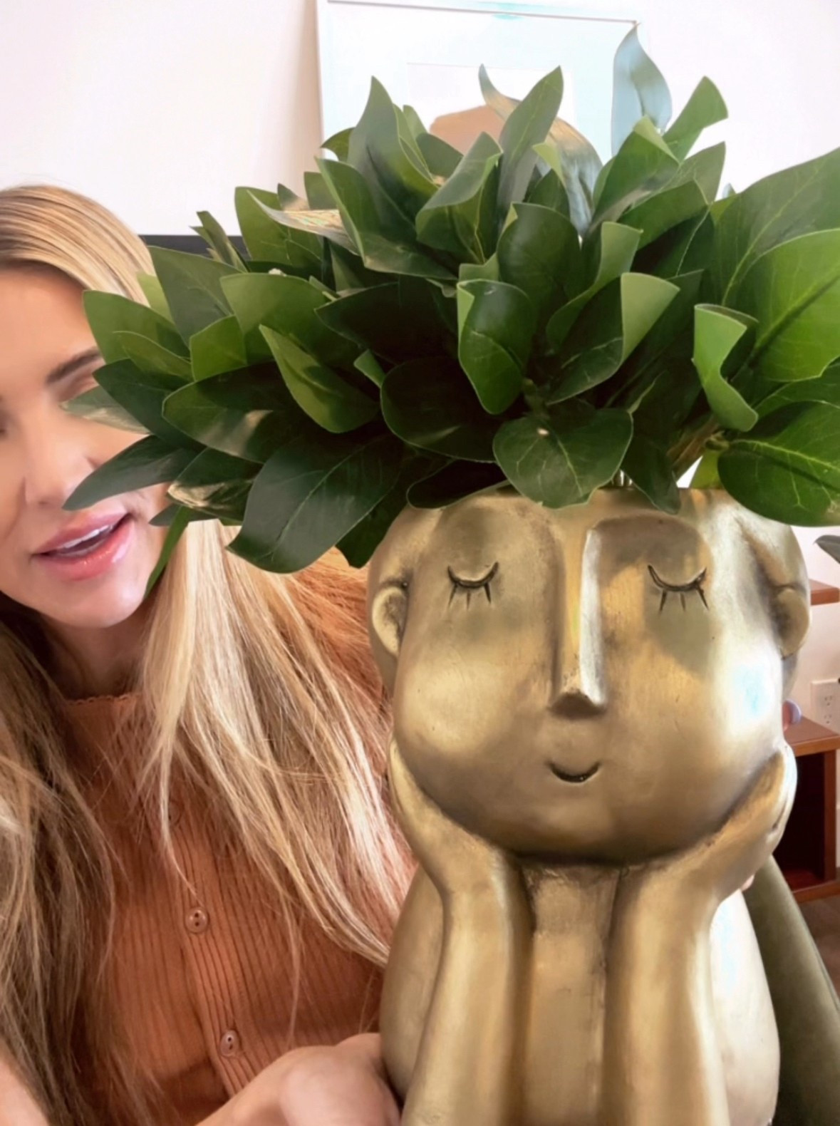 A vase (that’s a face) as a gift is always a great idea! I think of my Mom who gifted this to me every time I spot this happy thing! 

#LTKGiftGuide #LTKHome #LTKFindsUnder50