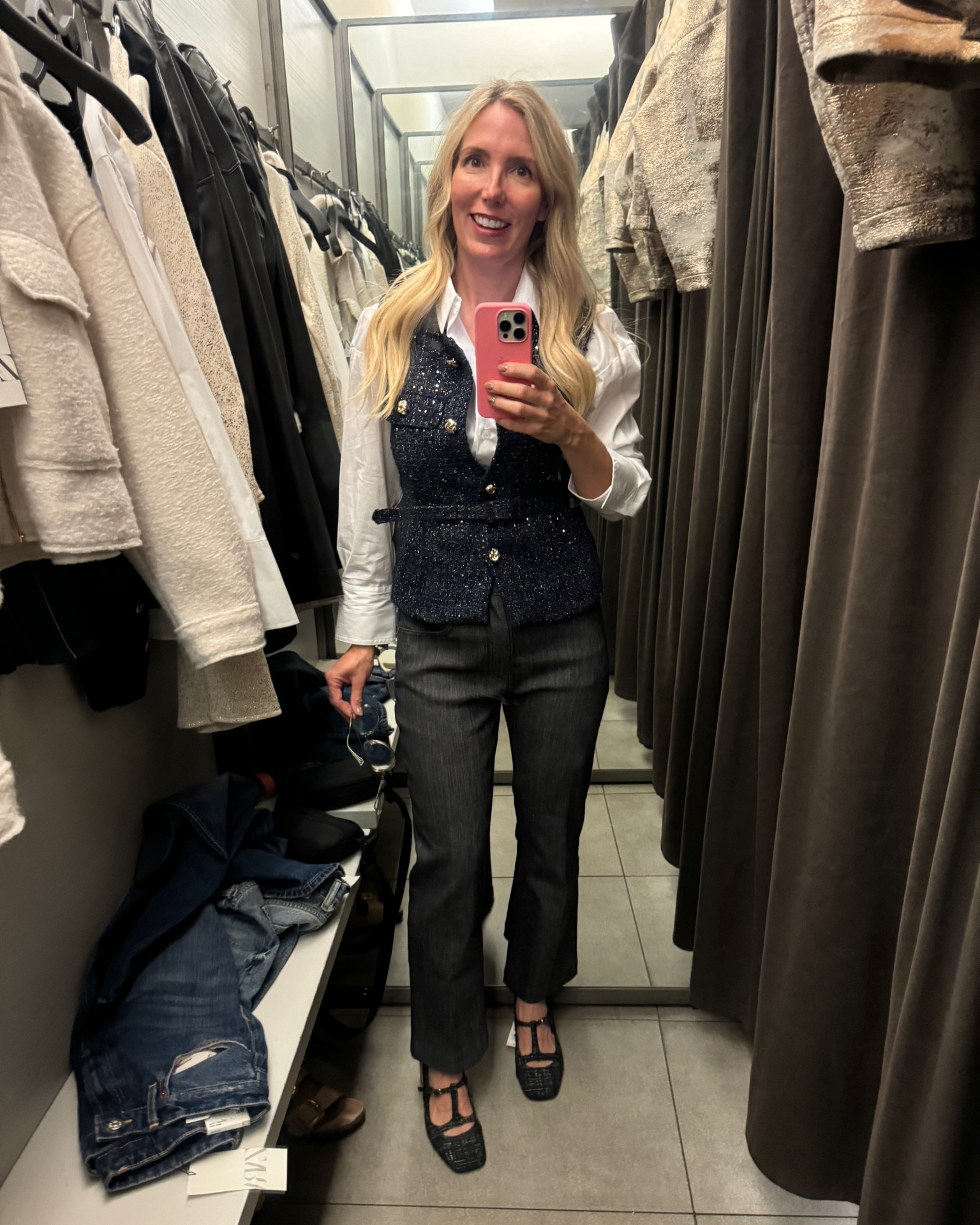 Add a vest for a stylish power move! Loving the tweed and buttons!

#LTKTravel #LTKWorkwear #LTKStyleTip