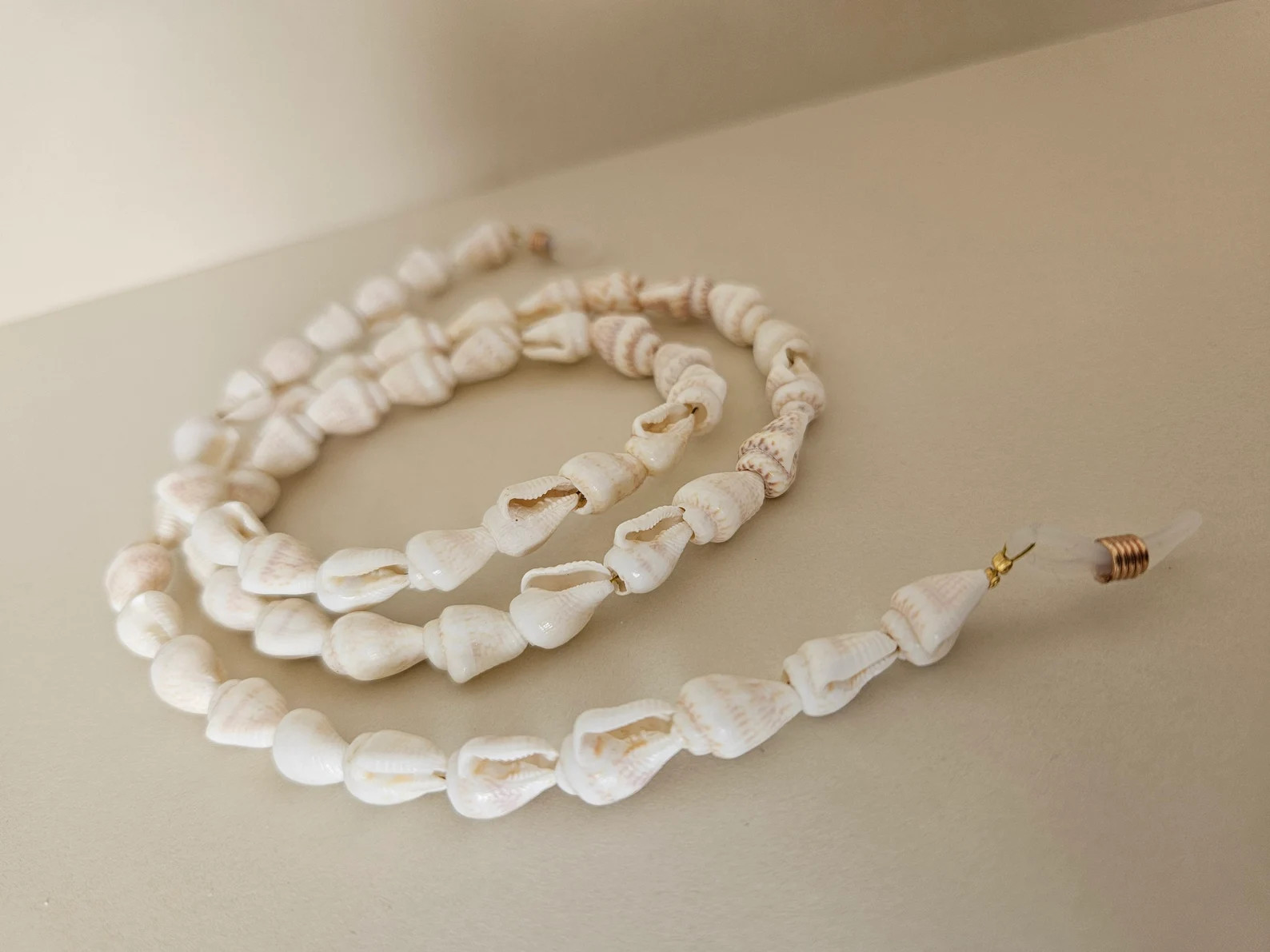 Shell eyeglass cord/chain | handmade jewelry | stainless steel | Etsy (US)