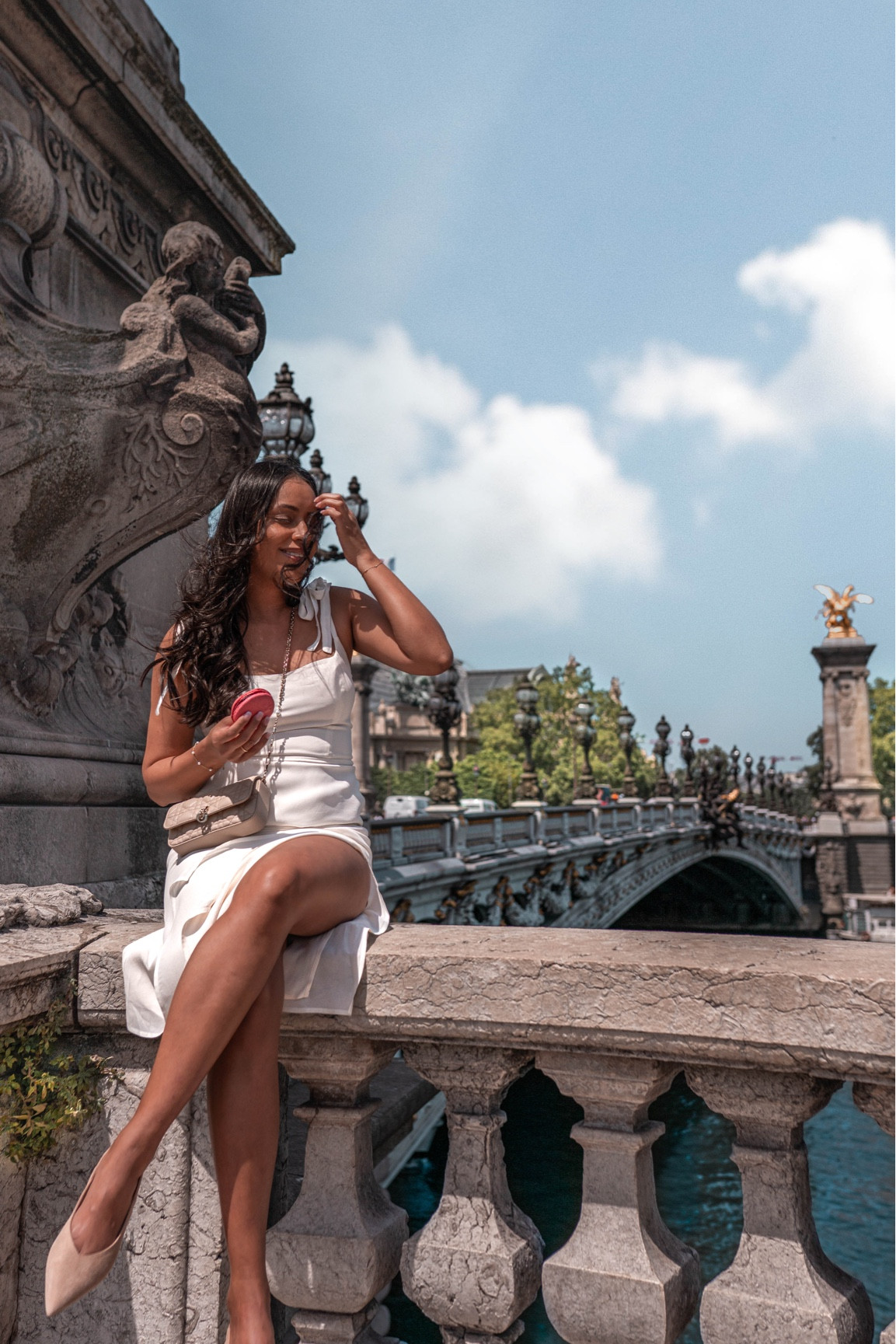 Can never resist a giant Ladurée macaron 🤤

white dress | bow | midi dress | dior pouch | summer style

#LTKtravel #LTKstyletip #LTKSeasonal