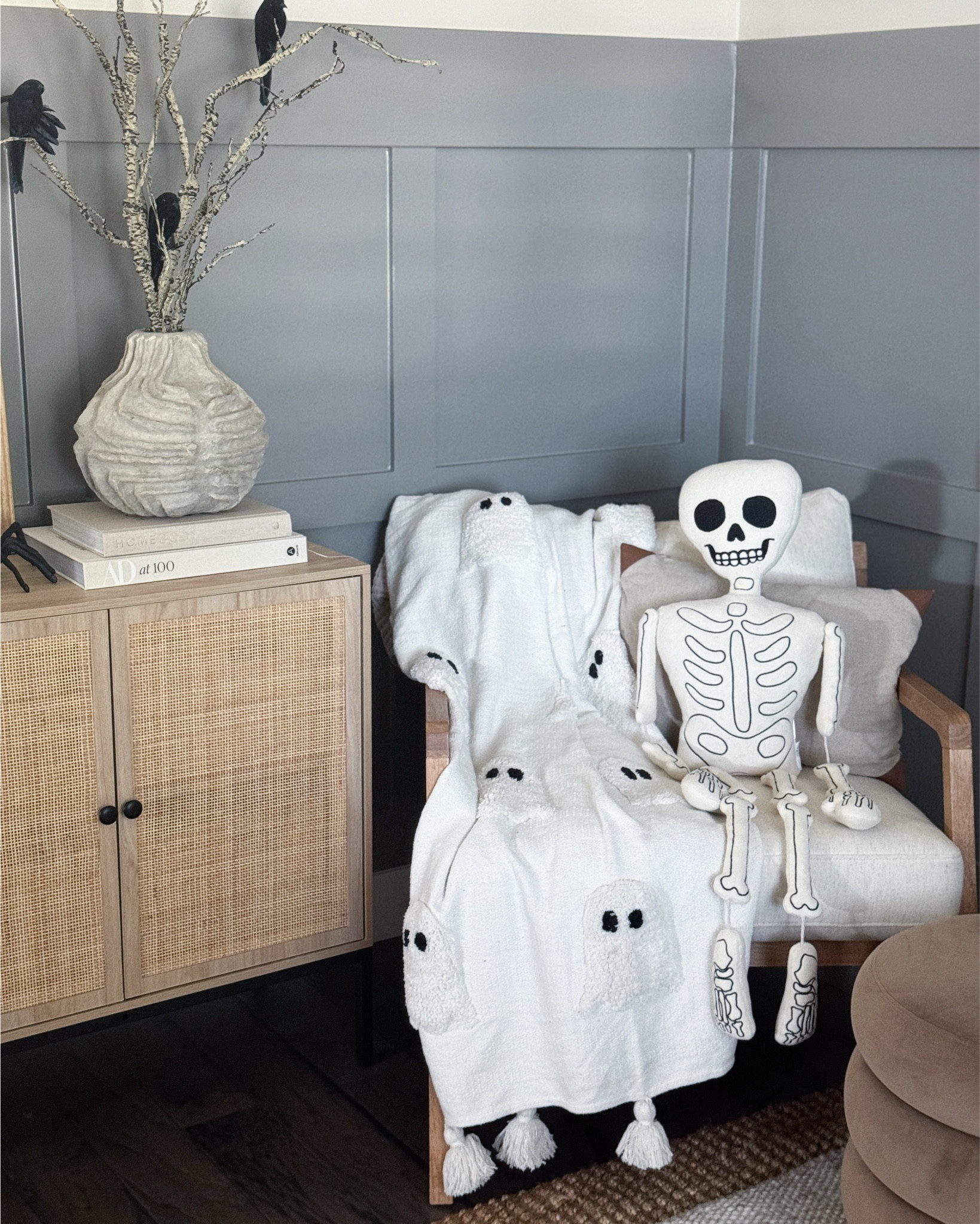 Added this little cutie to our Halloween decor this year & I’m obsessed. 

Mr. Bones - Pottery Barn - Halloween Decor - Halloween Pillow - Skeleton Pillow - Skeleton - Pottery Barn Halloween  

#LTKSeasonal #LTKHome #LTKHalloween