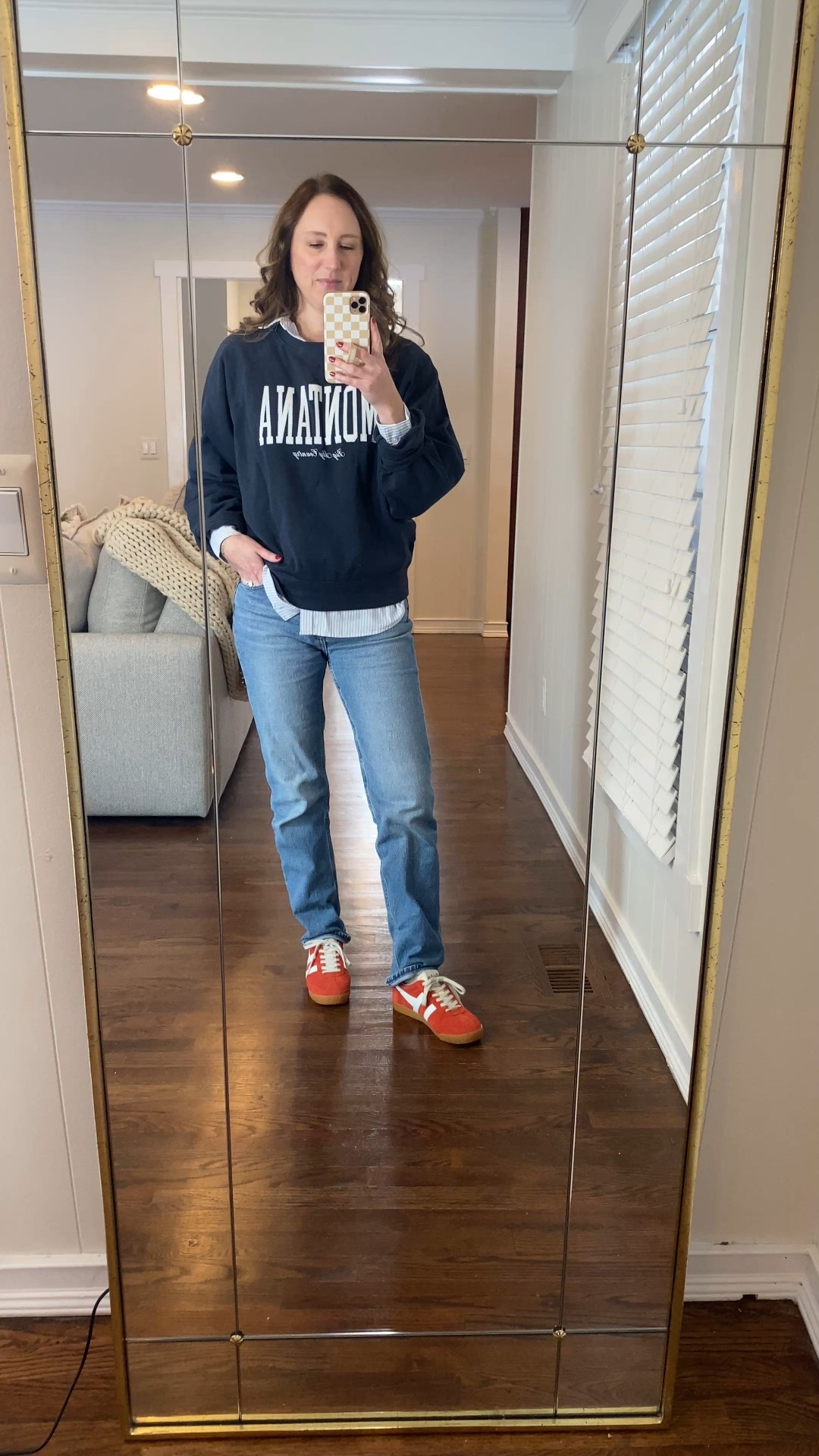 Casual outfit ideas! Layered a graphic sweatshirt, jeans and red sneakers. Perfect do running errands or carpool. #graphicsweatshirt #casualoutfit #momstyle #redsneakers 

#LTKmomlife #LTKootd #LTKdayinmylife