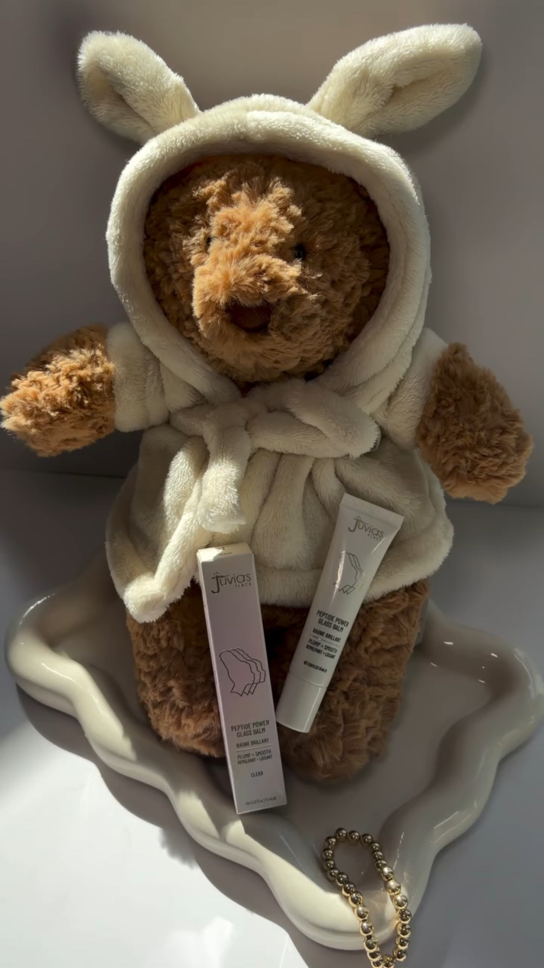 Loving Juvia’s Place Peptide Power Glass Lip Balm! It provides the most beautiful shine and really softens the lips. It’s also very long lasting and stayed on even after eating! 💋

✨Hydrating Skincare Actives – Powered by niacinamide, peptides, and squalane to smooth, soften, and replenish lips over time.
✨Glossy – Delivers glassy shine with a weightless feel.
✨Multi-Use Magic – Wear it solo for a healthy, plump finish or layer it as a hydrating base or glossy topcoat.

@juviasplace 

#juviasplace #lipbalm #peptide #glasslips #makeuplover

#LTKBeauty #LTKselfcare #LTKValentine