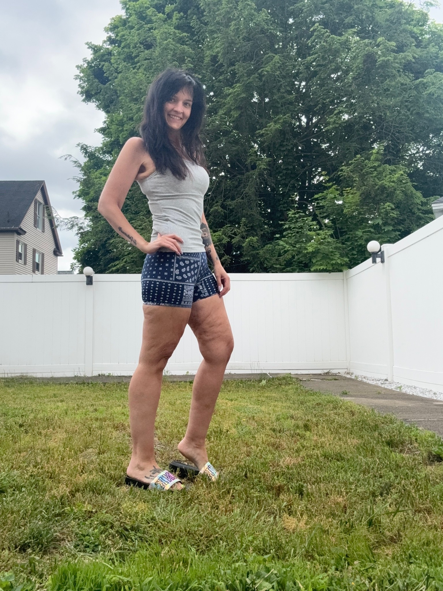 Cute outfit unaesthetic picture

#LTKdayinmylife