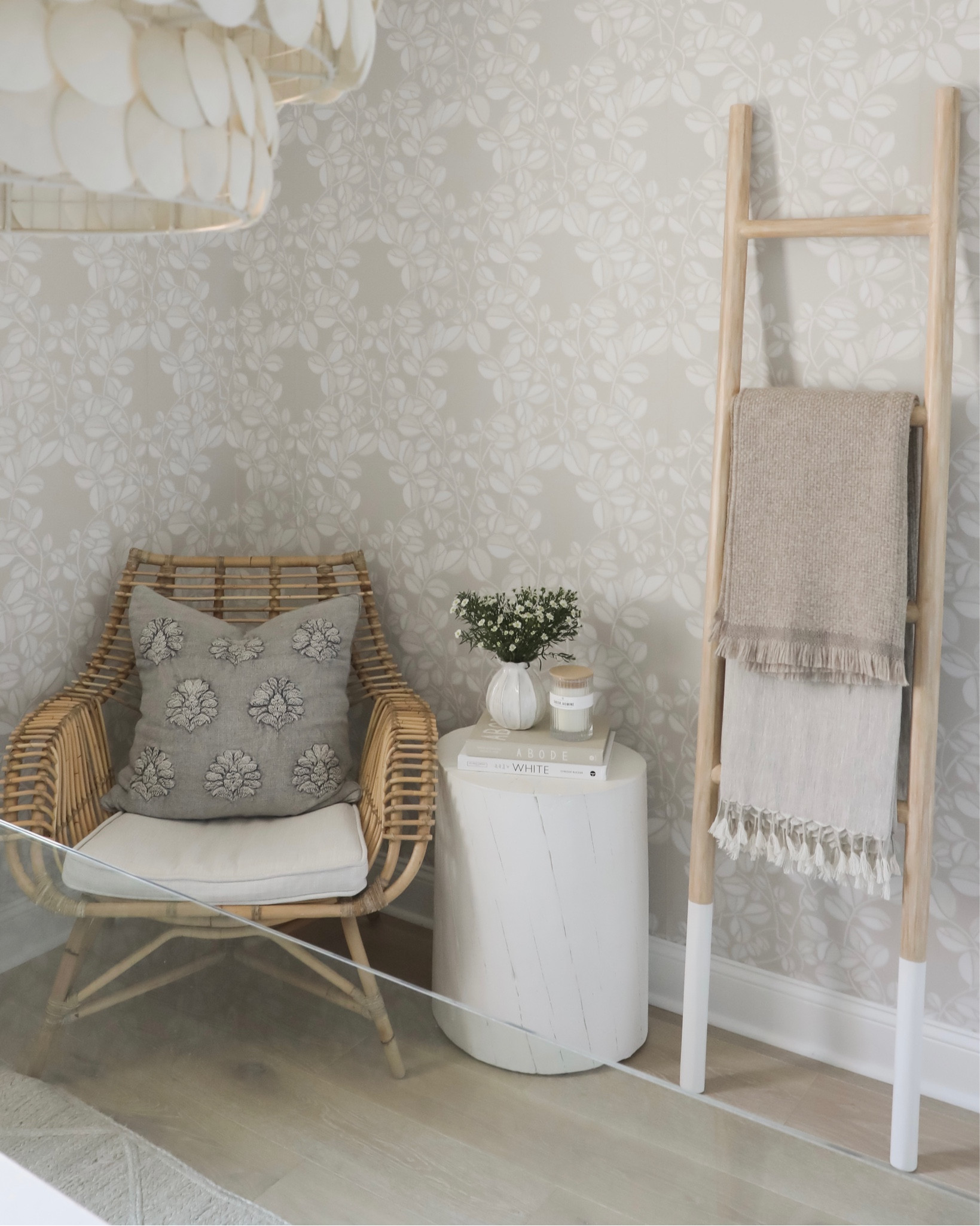 Serena and lily sale, Black Friday sale, home office, wallpaper, blanket ladder, accent chair, coastal decor, classic decor, home decor, neutral decor 

#LTKHoliday #LTKhome #LTKsalealert