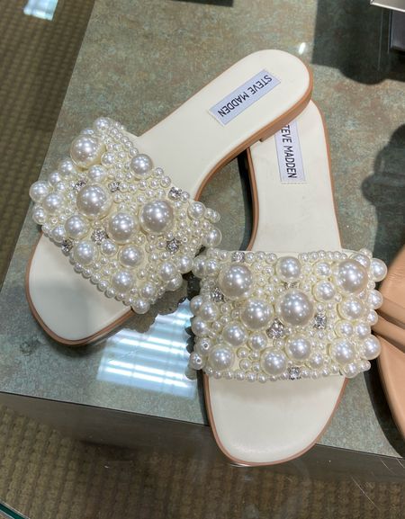 Sandals 
Spring sandals

#LTKfindsunder100 #LTKshoecrush