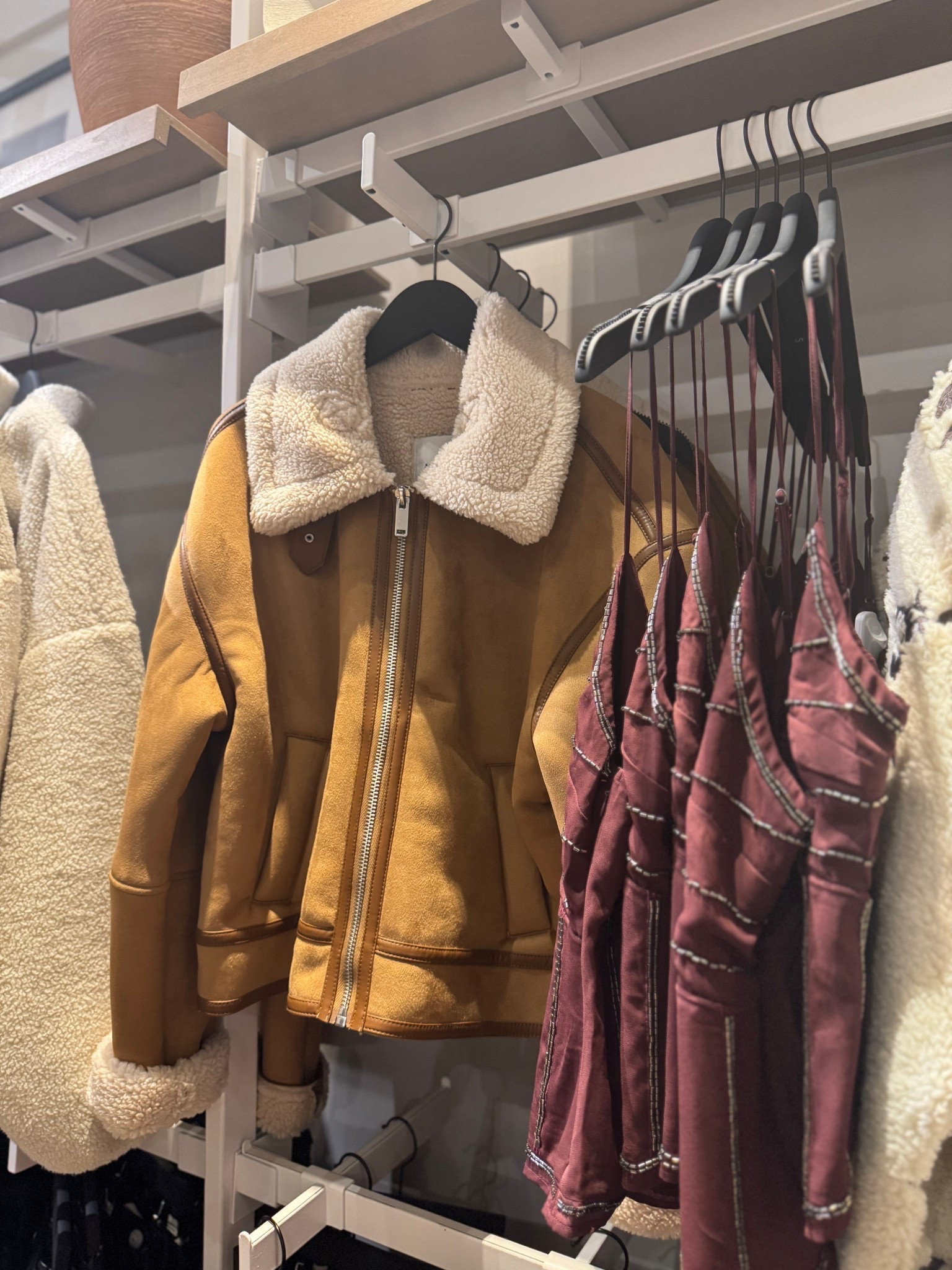 Abercrombie Jacket 🧸

Abercrombie // Abercrombie Jacket// Fall Fashion// Winter Fashion// Gift for her 

#LTKHoliday #LTKGiftGuide