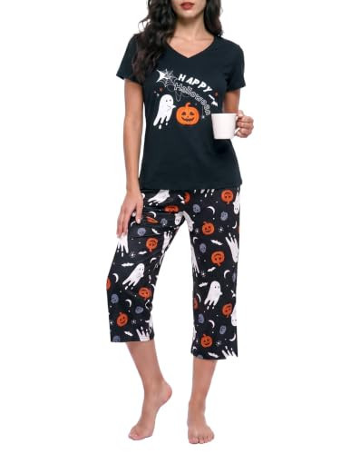 YIJIU Womens Halloween Pajama Sets 2 Piece Short Sleeve Top and Capri Pants Plus Size Ladies Lounge Pjs Sets,Black Ghost Pumpkin,3XL | Amazon (US)