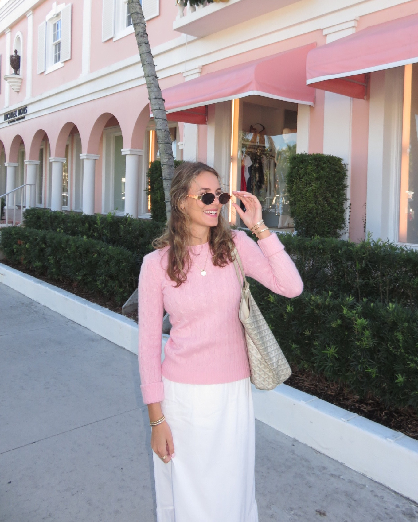 🦩👛🌸💞 

#LTKHoliday #LTKFamily #LTKTravel