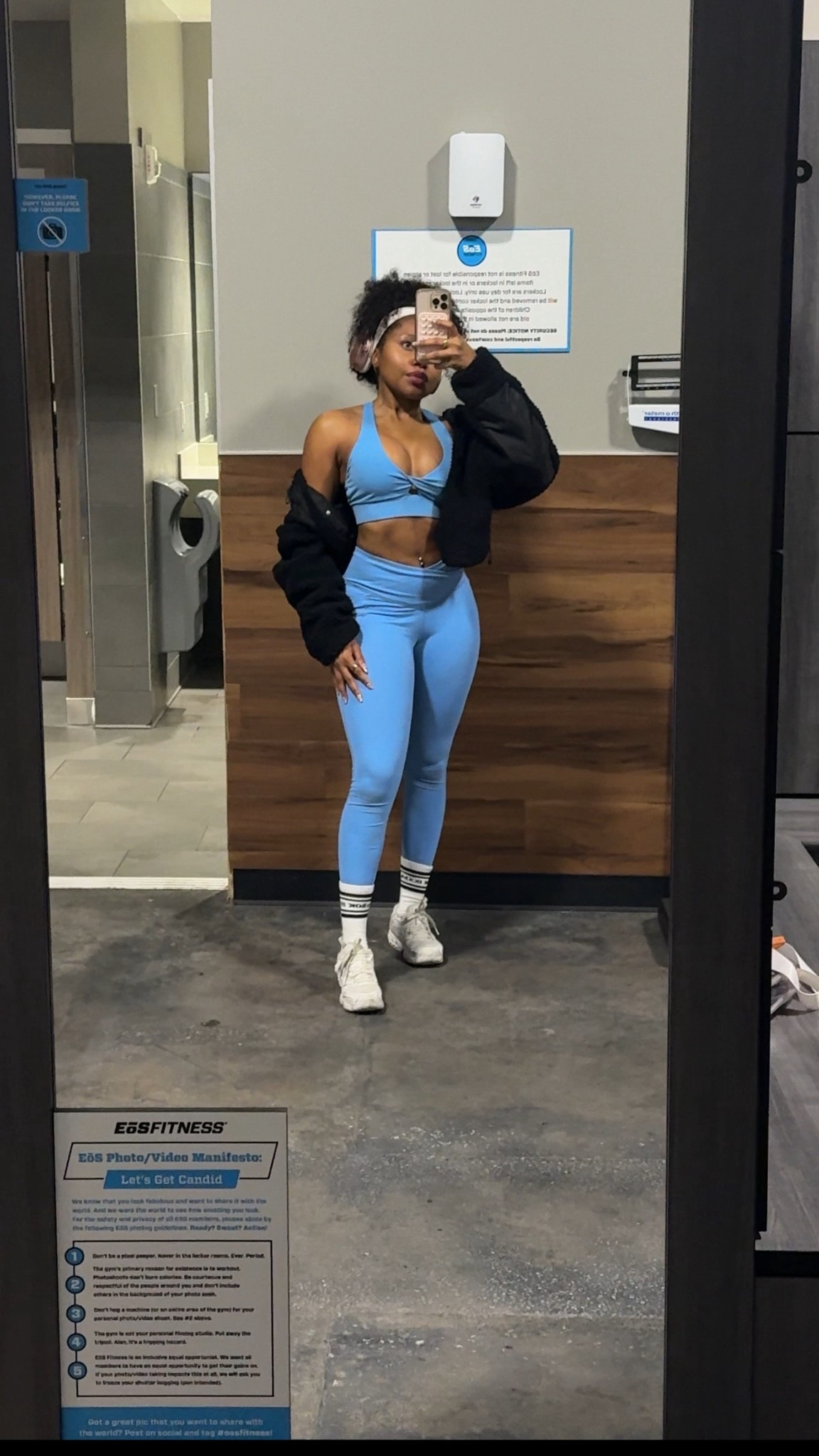 Twist sports bra top with high waisted leggings and teddy black fluffy jacket 