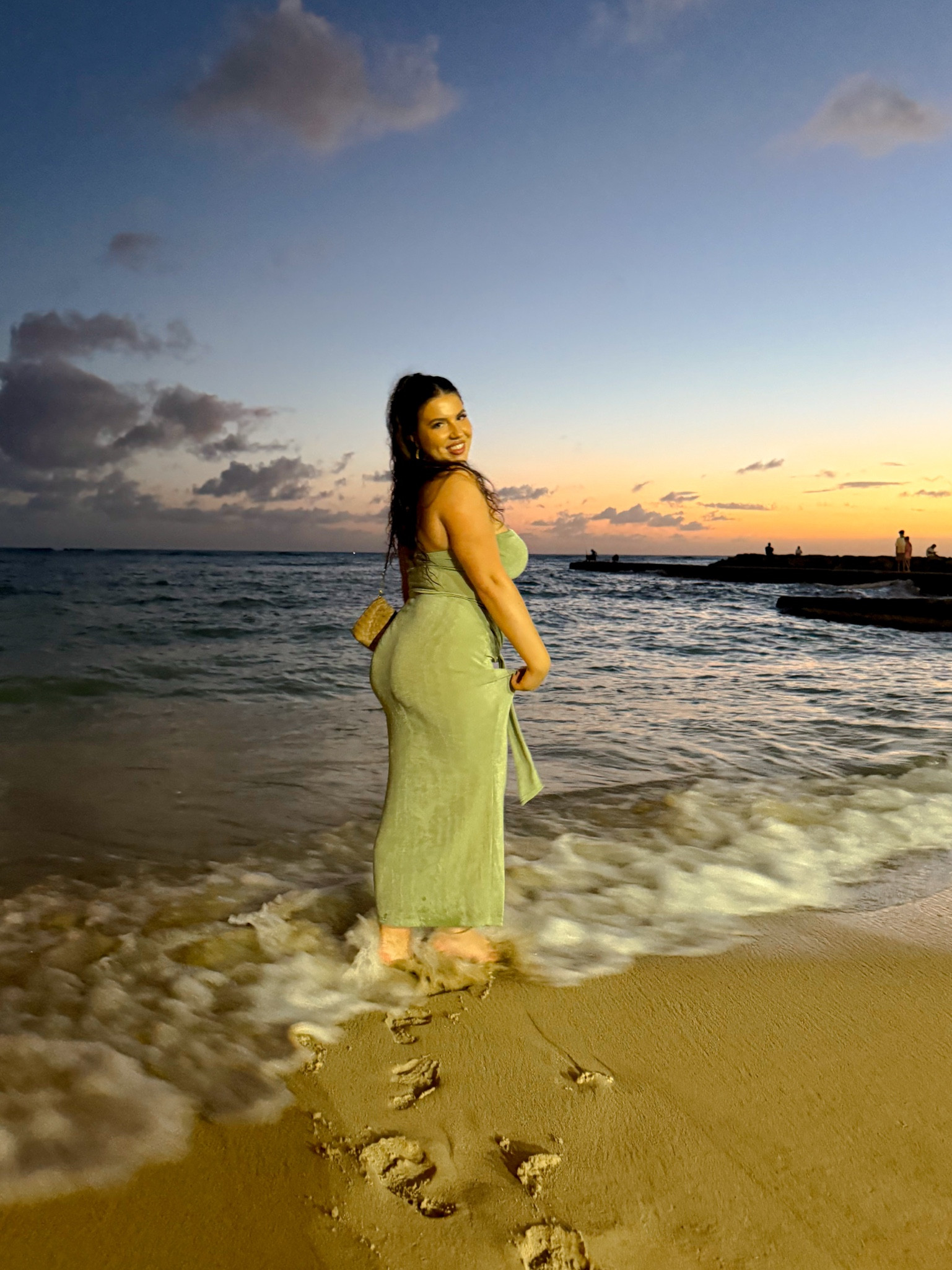 Vacation Look! Wearing L (very stretchy) my dress color is OOS but available in other colors!

#LTKTravel #LTKFindsUnder50 #LTKMidsize