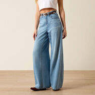 Ultra High Rise Calamity Comfort Wide Leg Jeans | Ariat (US)
