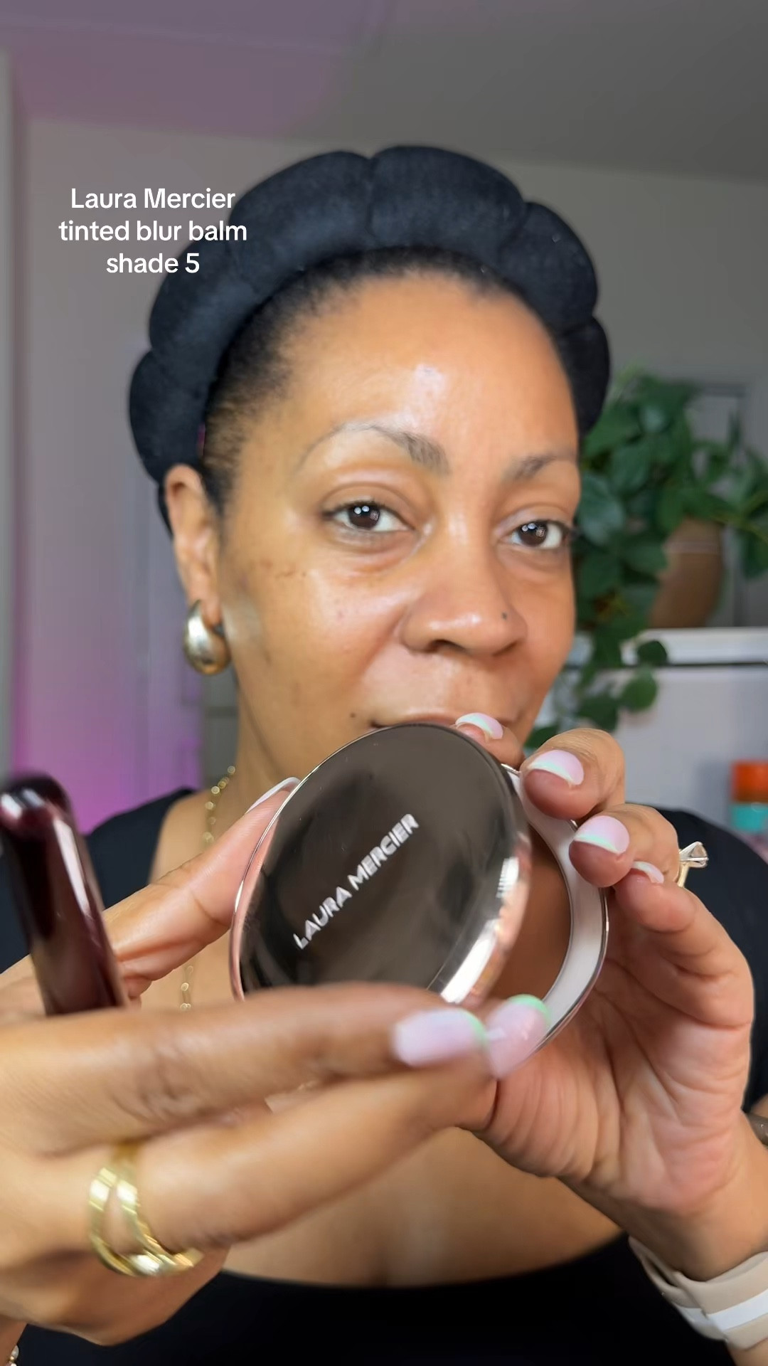 Laura Mercier tinted blur balm first impressions thoughts 

#LTKBeauty #LTKgrwm #LTKOver40