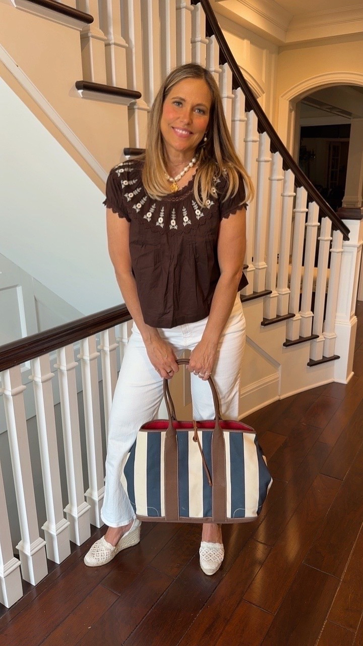 I am loving this outfit form head-to-toe! The neckline on this top is stunning and pairs perfectly with my white pants! I styled the look with a pearl necklace, patterned bag, and wedge heels!

#LTKOver40 #LTKMidsize #LTKootd
