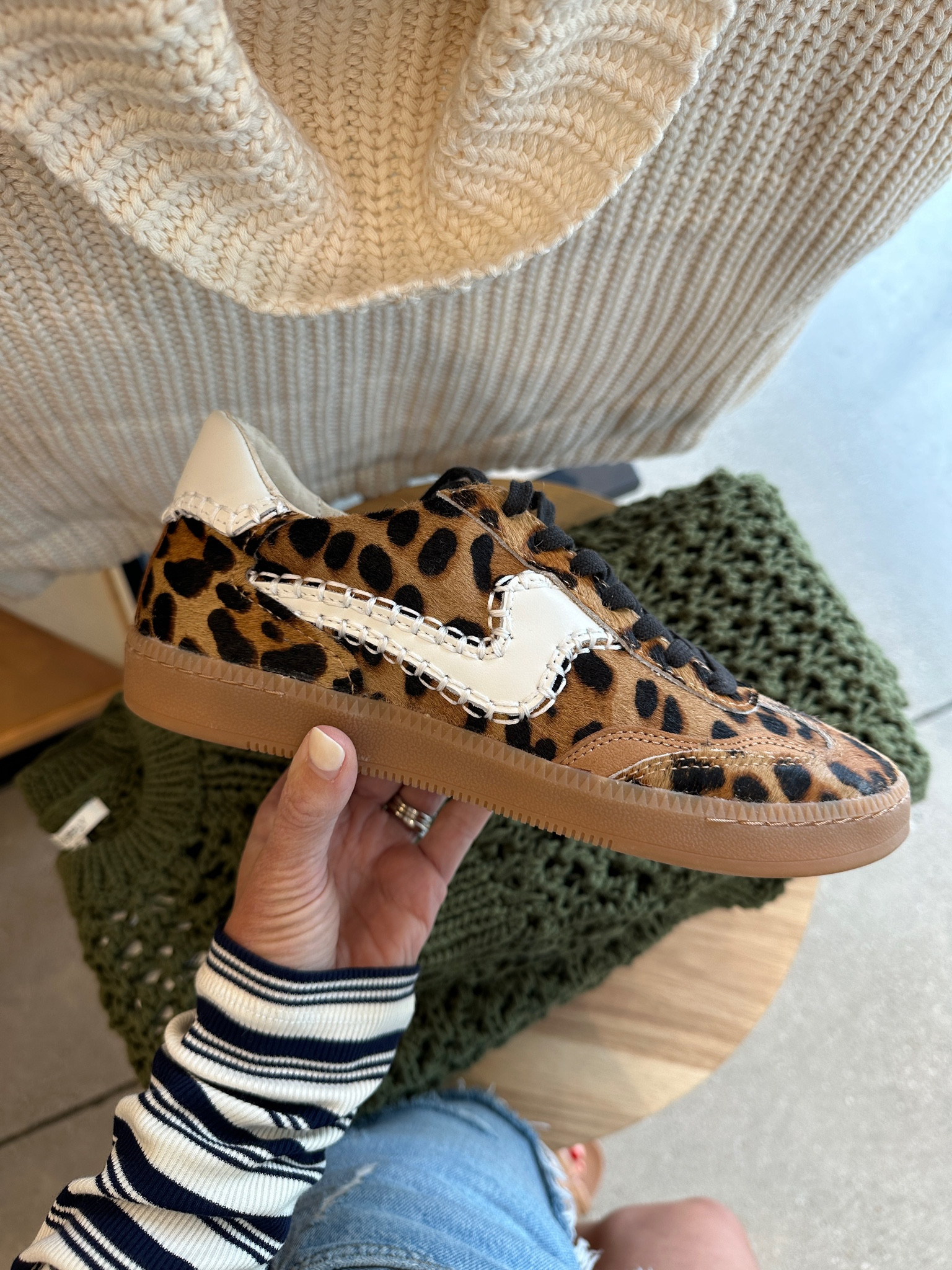 Sneakers
On sale
So cute!

#LTKFallSale #LTKSaleAlert #LTKShoeCrush