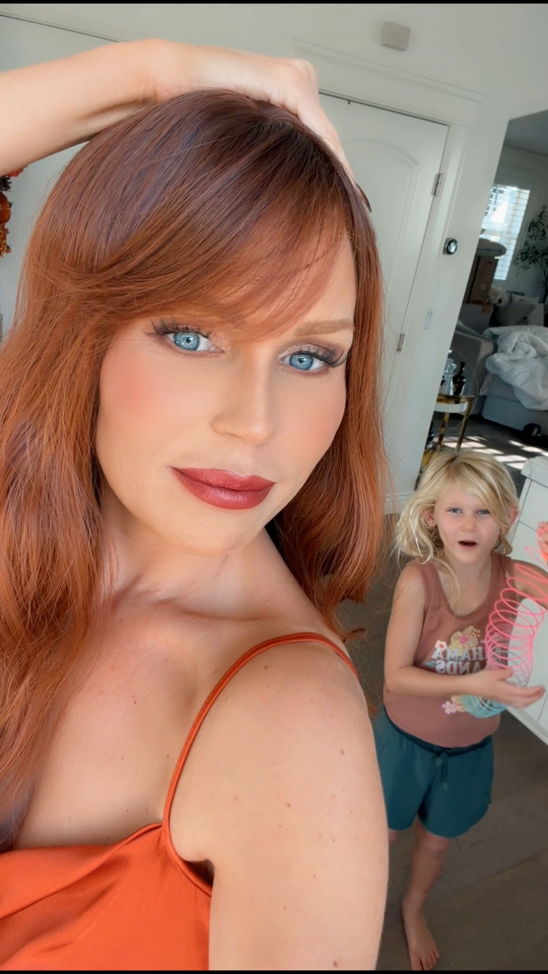 Obsessed with this red wig for a fun change! Ans maybe a good Halloween look!