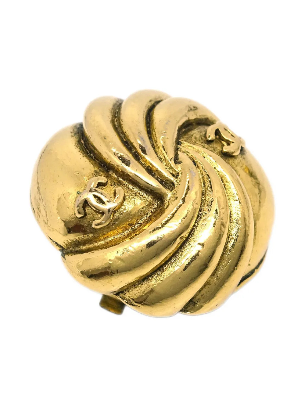 CHANEL Pre-Owned 1990-2000s Swirl Button Earrings | Gold | FARFETCH UK | Farfetch Global