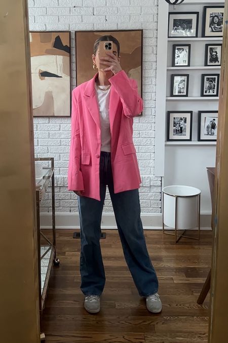 Pink blazer with straight leg jeans 

#LTKover40 #LTKSeasonal #LTKfindsunder50