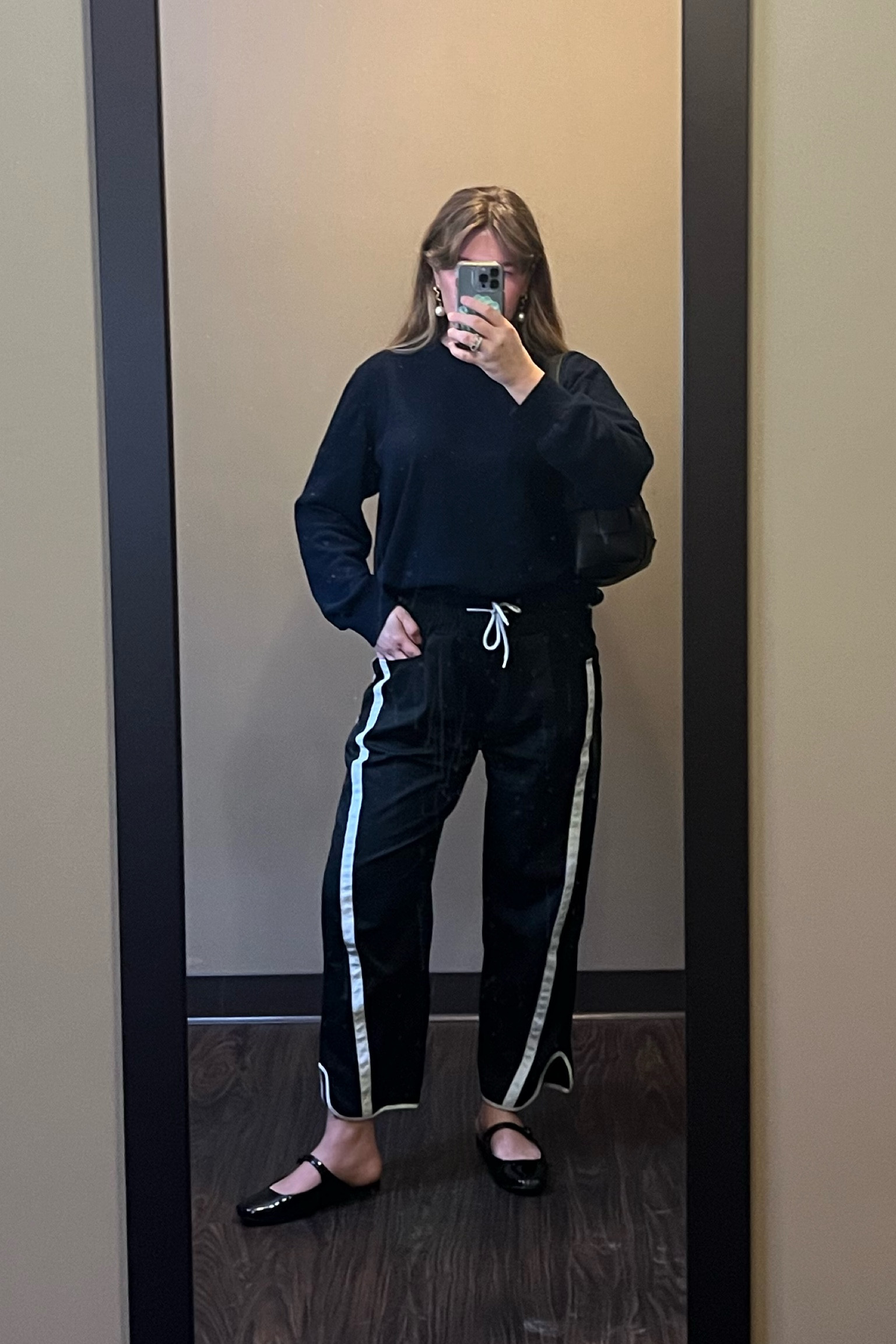 cozy Sunday brunch look ☕️

Athleisure
Casual chic 
Sporty cute
Amazon finds 
Track pants fashion 
Black flats buckle 

#LTKTravel #LTKGiftGuide #LTKFindsUnder50